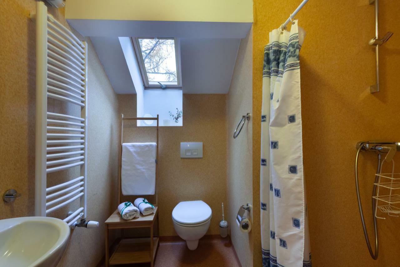 Hotel Poziomka à Kujan Extérieur photo