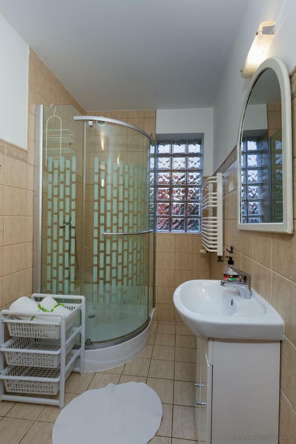 Hotel Poziomka à Kujan Extérieur photo